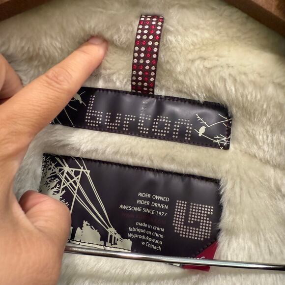 Burton Women’s Maroon Dutchess Insulated Jacket Faux Fur Small Snowboard Coat - Picture 7 of 9